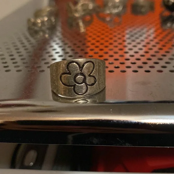 SELLING RINGS 💍💍💍💍 - Picture 7 of 16